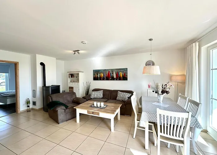 Strandpark Luebecker Bucht Muckla *